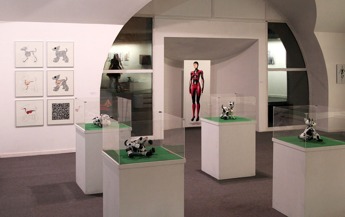 "Demain les robots", France Cadet, vue de l'exposition