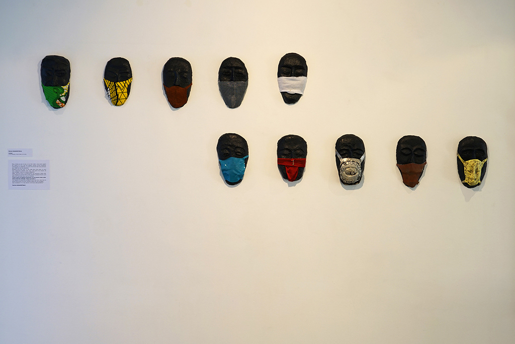 Patrick Ruganintwali, "Sauve qui peut", série de 10 masques
